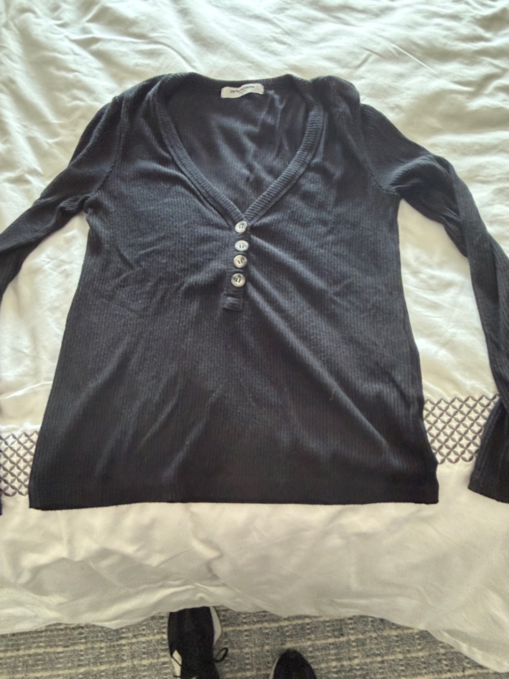 Women’s Long Sleeve V-Neck Ribbed Tee with Button Placket - Black